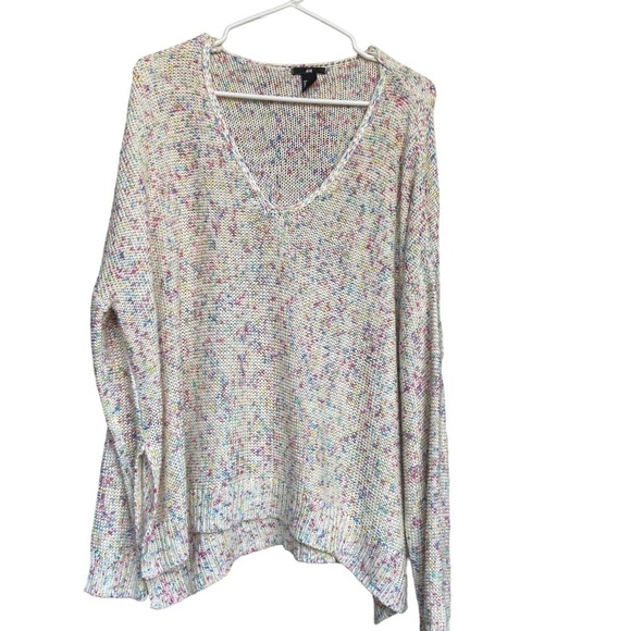 H&M Sweaters - H&m confetti knit sweater